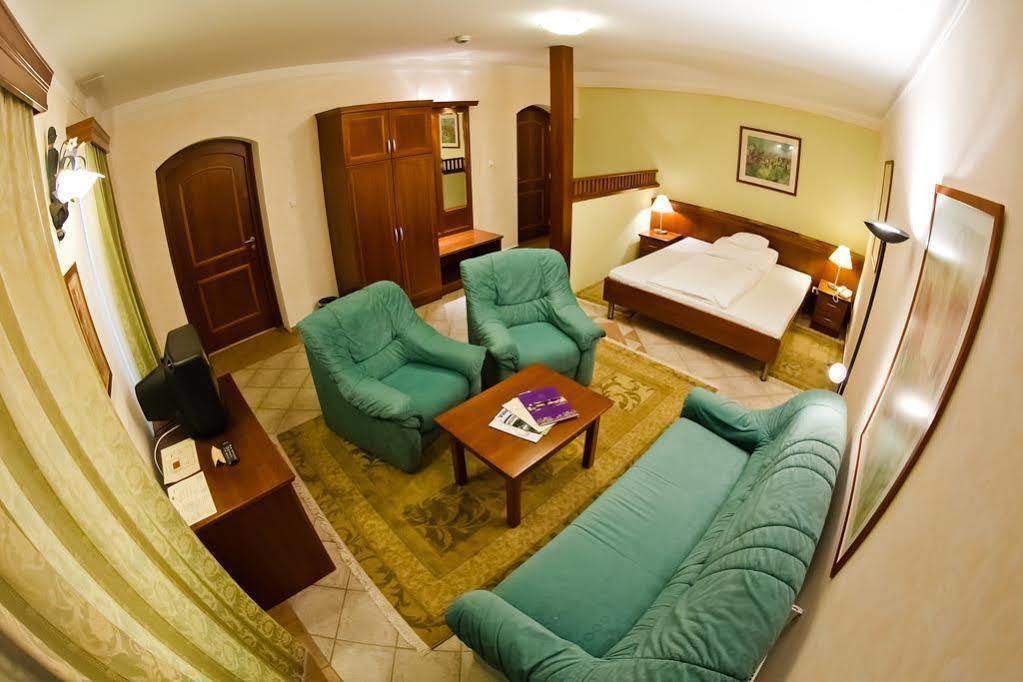 Betekints Wellness Hotel Veszprém Eksteriør bilde